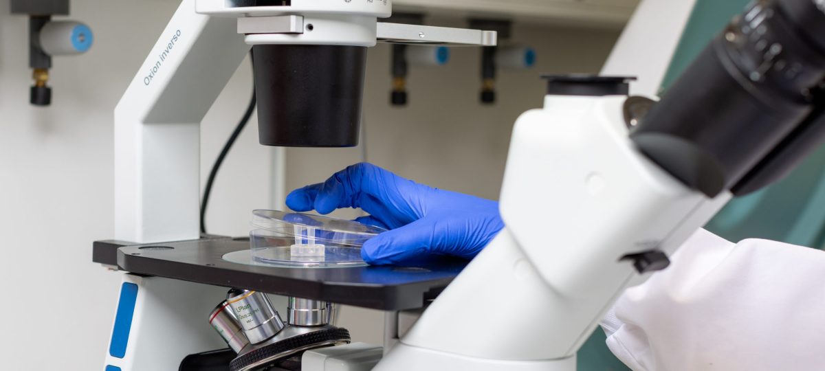 onderzoeker in lab